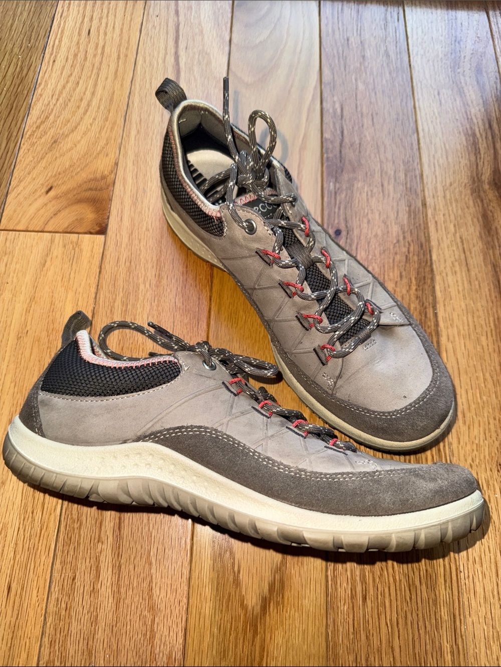 ECCO Women’s Lace-Up Walking Shoes Size 38 (7.5)